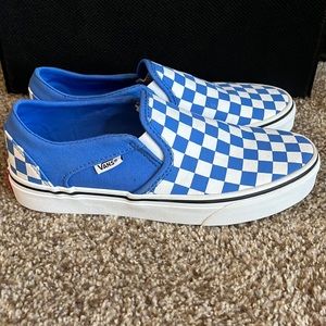 Van’s womens slip on